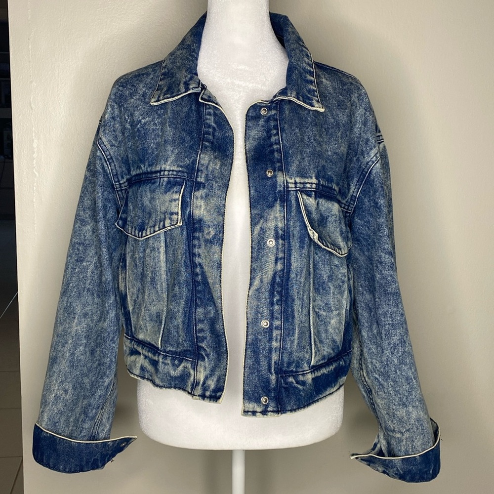 NWOT! Highway Acid Washed Denim Vintage cropped jean jacket - Size M
